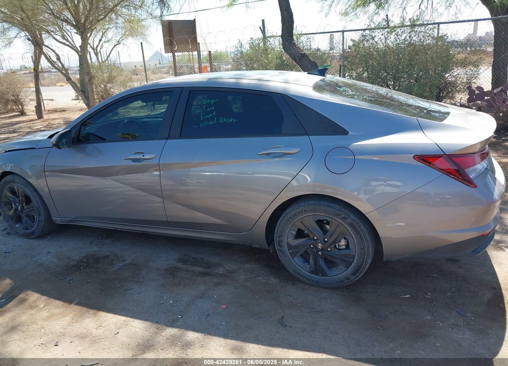 2023 HYUNDAI ELANTRA VIN: KMHLM4AG1PU512210