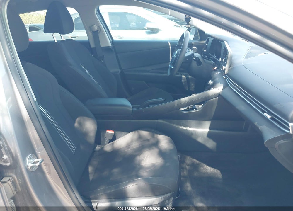 2023 HYUNDAI ELANTRA VIN: KMHLM4AG1PU512210