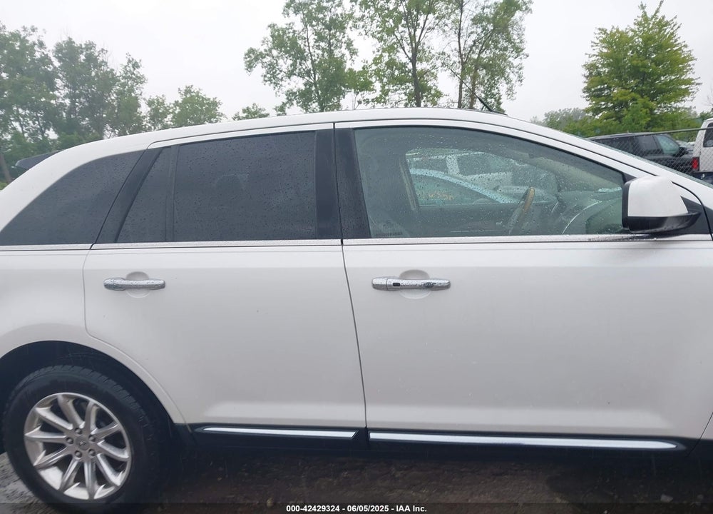 2011 LINCOLN MKX VIN: 2LMDJ6JKXBBJ12467