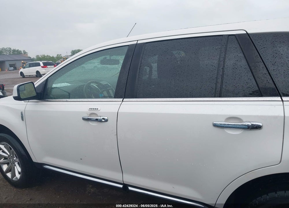 2011 LINCOLN MKX VIN: 2LMDJ6JKXBBJ12467