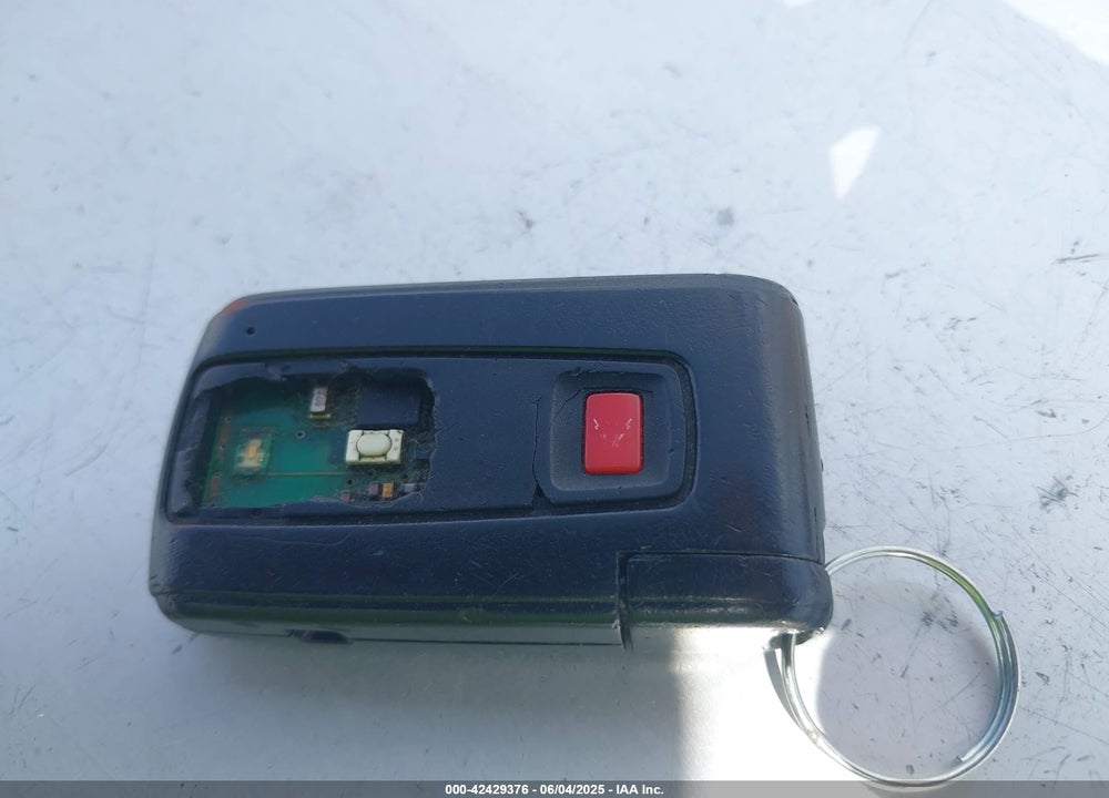 2008 TOYOTA PRIUS VIN: JTDKB20U587804735