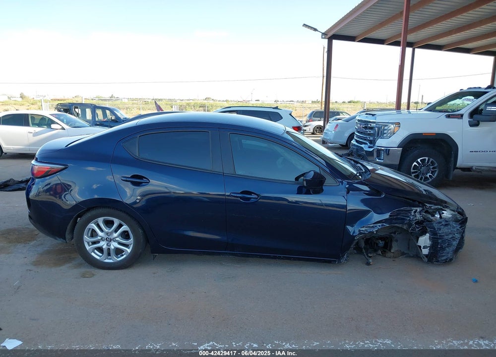 2018 TOYOTA YARIS IA VIN: 3MYDLBYV1JY308453
