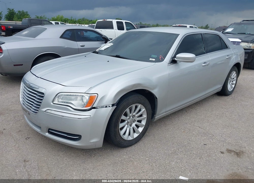 2012 CHRYSLER 300 VIN: 2C3CCAAG4CH117834