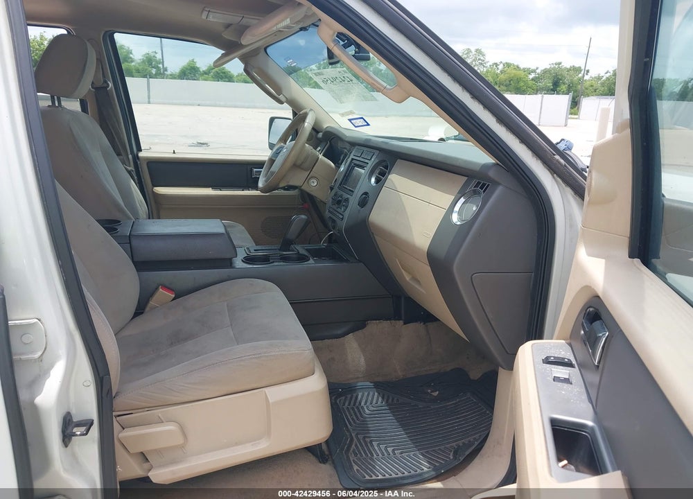 2008 FORD EXPEDITION XLT VIN: 1FMFU15588LA74247