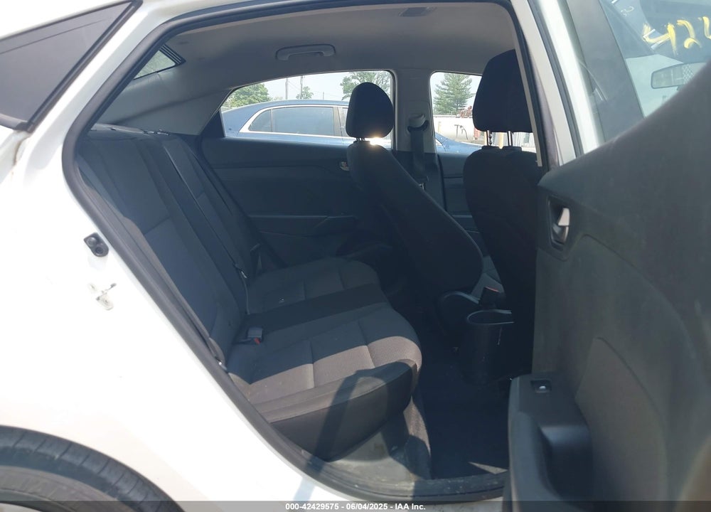 2019 HYUNDAI ACCENT SE VIN: 3KPC24A34KE052121