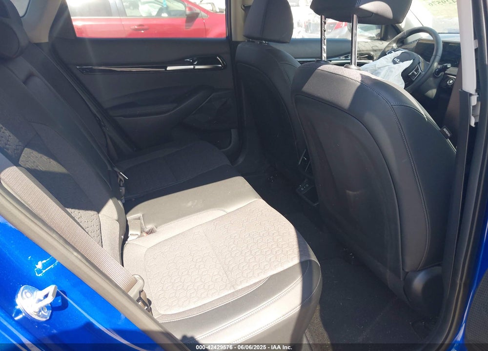 2025 KIA SELTOS S VIN: KNDEU2AA2S7700397