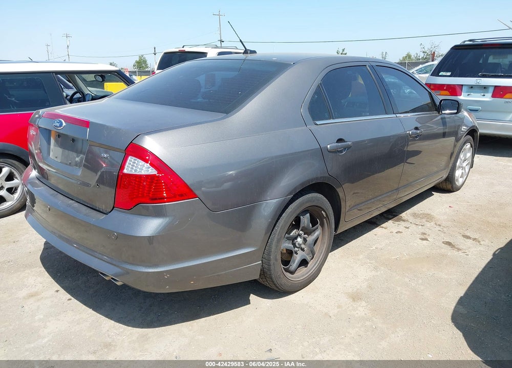 2011 FORD FUSION SE VIN: 3FAHP0HA9BR323824