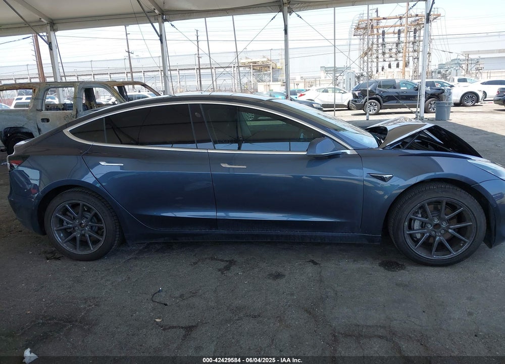 2018 TESLA MODEL 3 VIN: 5YJ3E1EA7JF021792