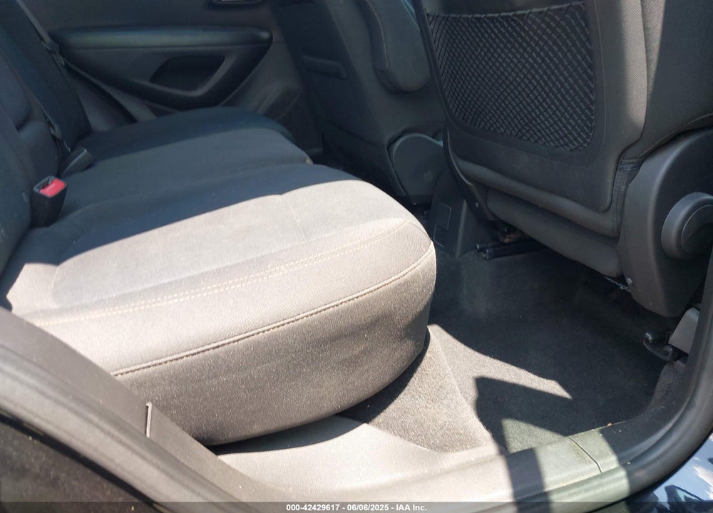2021 CHEVROLET TRAX VIN: KL7CJKSB4MB320580