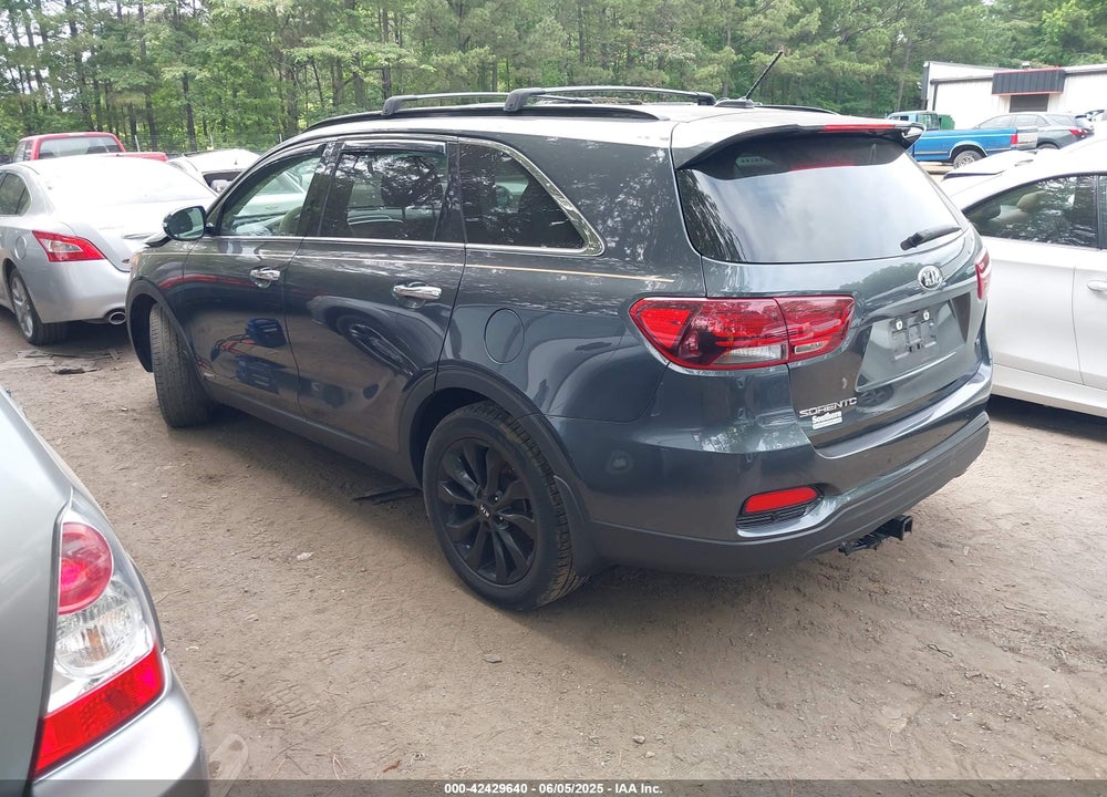 2019 KIA SORENTO 3.3L S VIN: 5XYPGDA56KG603088