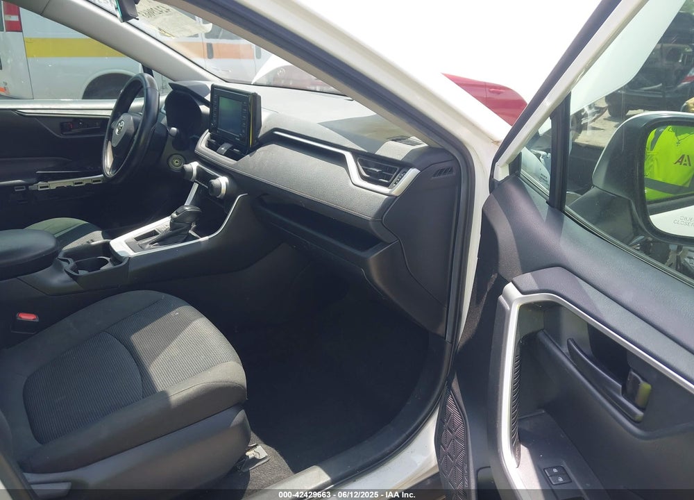 2021 TOYOTA RAV4 LE VIN: 2T3K1RFV7MC171442