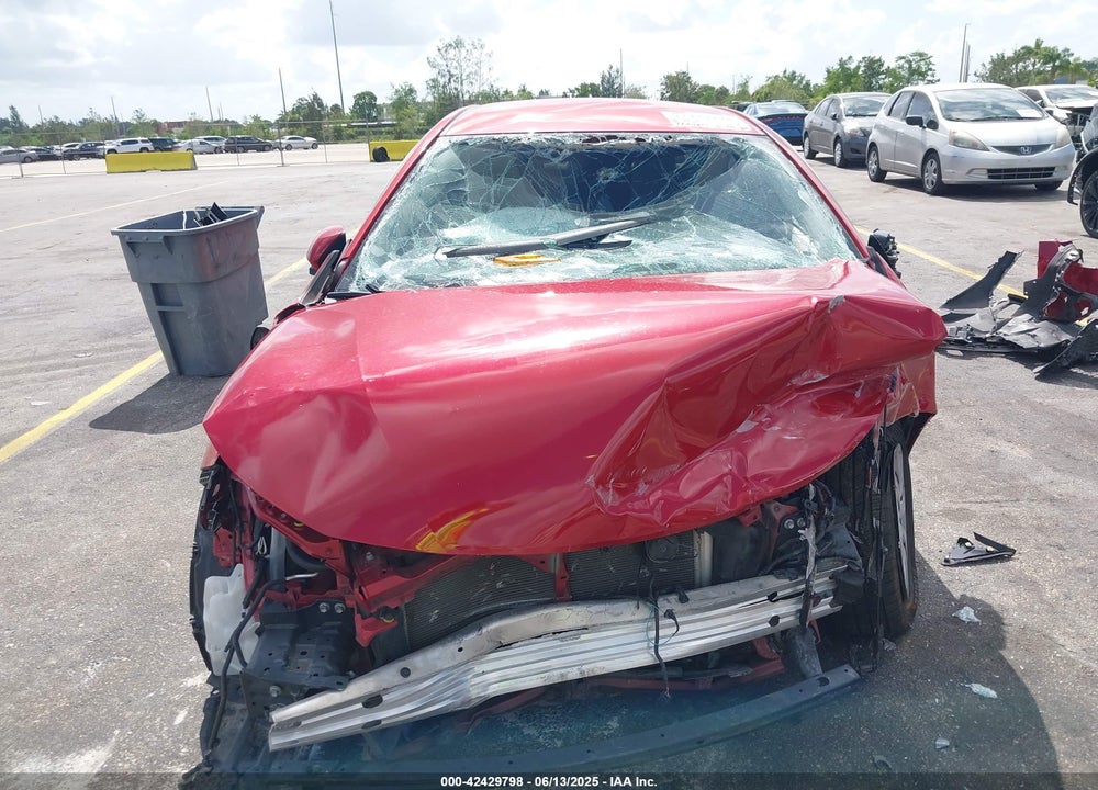 2021 TOYOTA COROLLA LE VIN: JTDEPMAE8MJ161425
