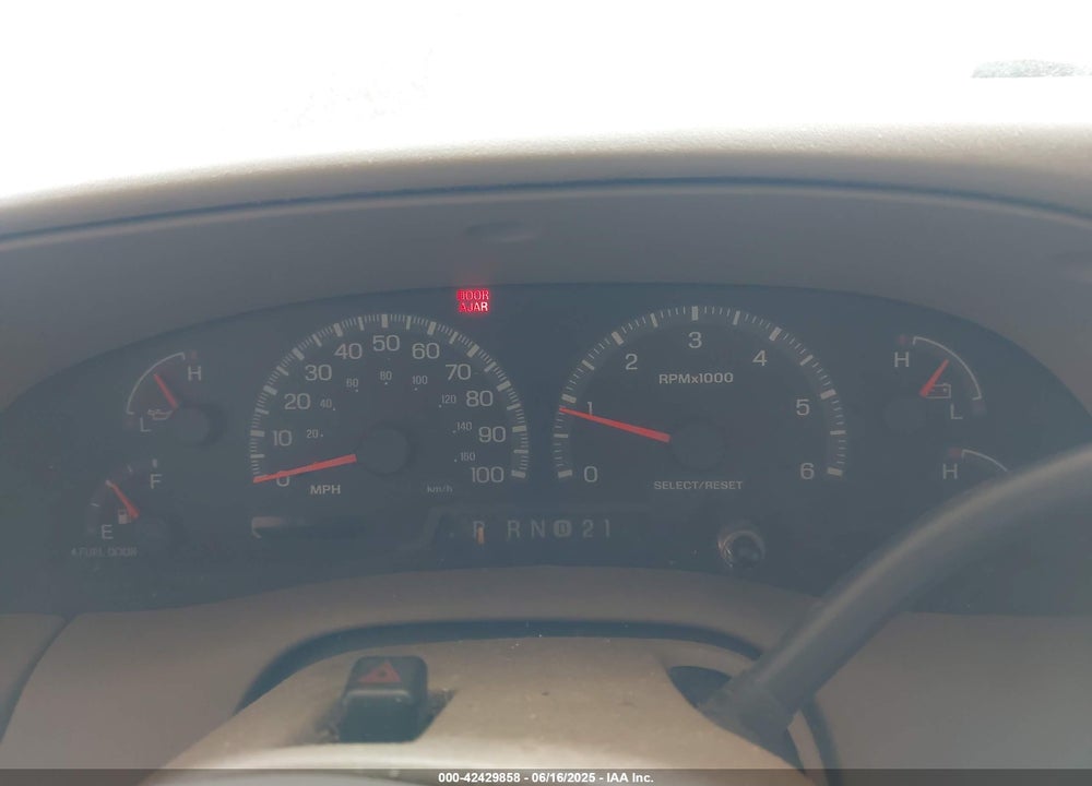 2000 FORD EXPEDITION EDDIE BAUER VIN: 1FMPU18LXYLA11021