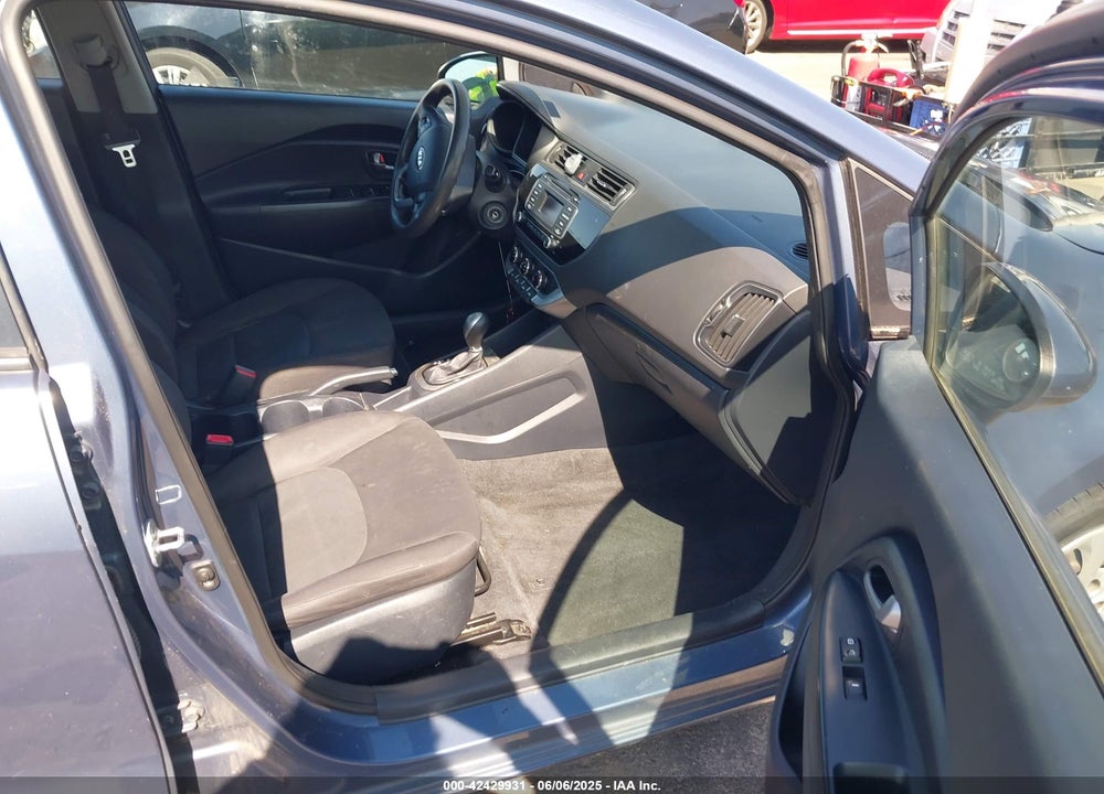 2016 KIA RIO VIN: KNADM5A38G6600927