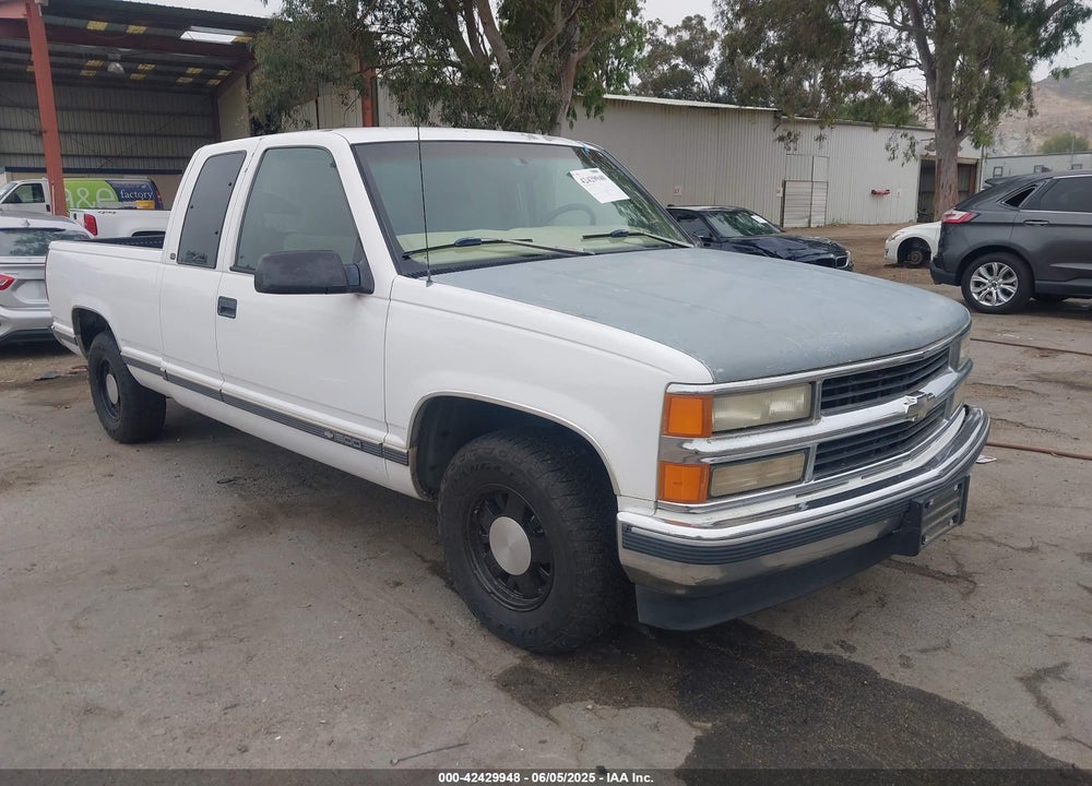 1998 CHEVROLET C1500 FLEETSIDE VIN: 2GCEC19R3W1161976