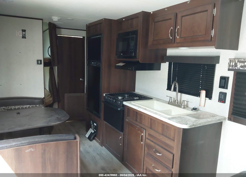 2018 JAYCO OTHER VIN: 1UJBJ0BN4J17V0902