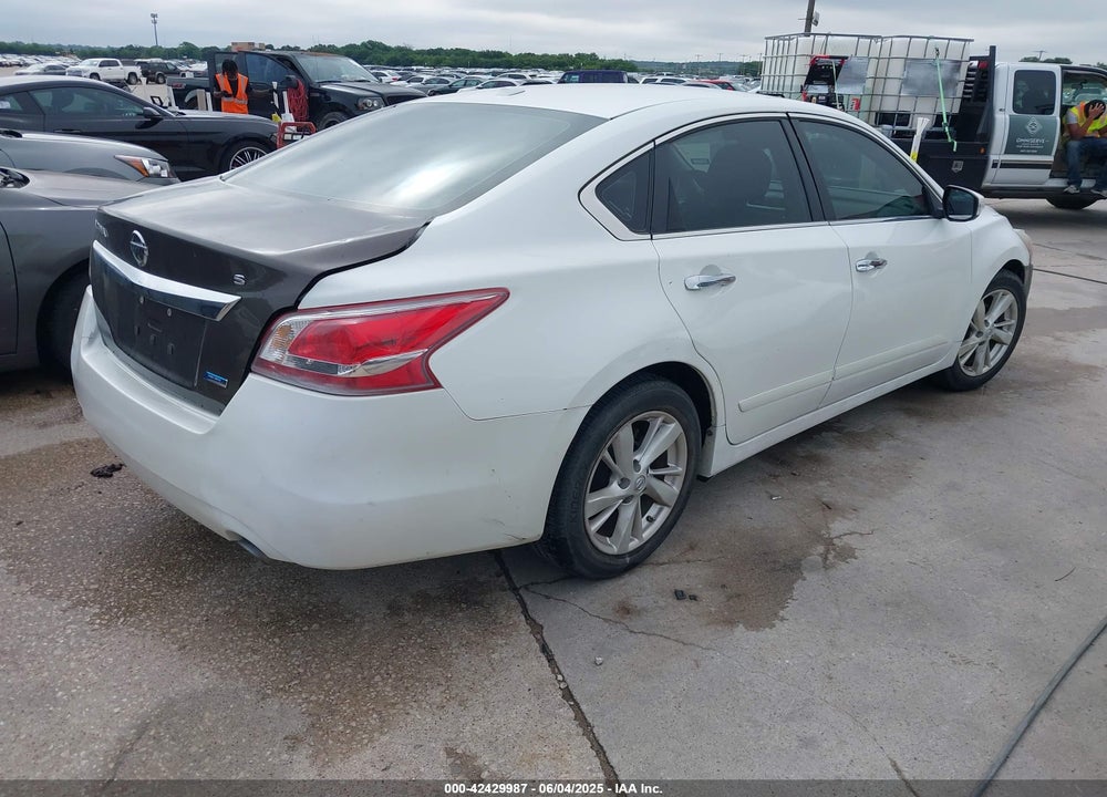 2013 NISSAN ALTIMA VIN: 1N4AL3AP3DN578018