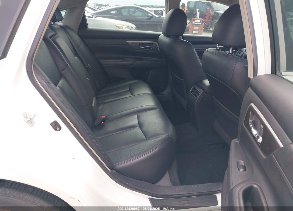 2013 NISSAN ALTIMA VIN: 1N4AL3AP3DN578018