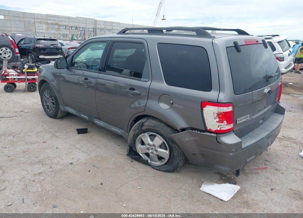 2010 FORD ESCAPE VIN: 1FMCU0DG3AKD45498