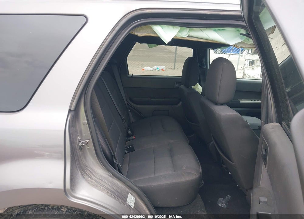 2010 FORD ESCAPE VIN: 1FMCU0DG3AKD45498