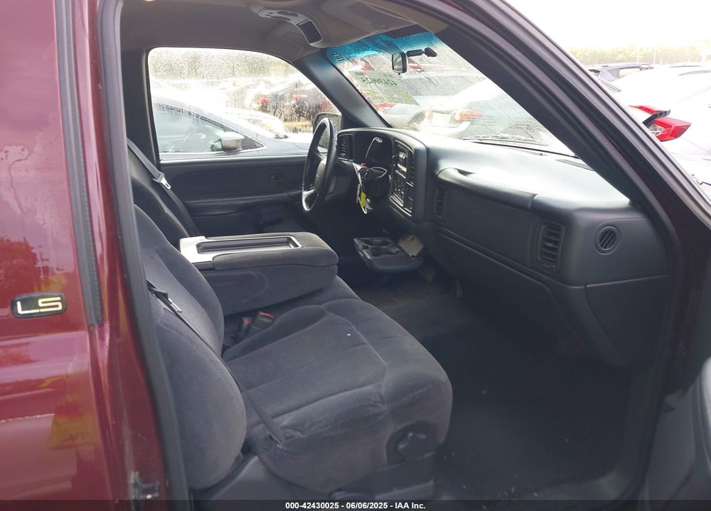 2000 CHEVROLET SILVERADO 1500 LS VIN: 1GCEC14T1YZ226983