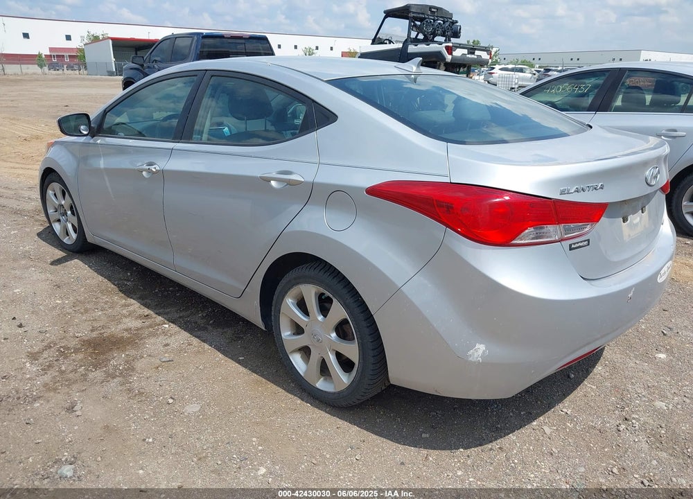 2011 HYUNDAI ELANTRA VIN: 5NPDH4AE6BH040987