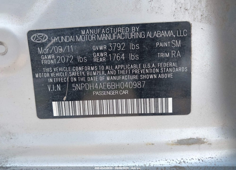 2011 HYUNDAI ELANTRA VIN: 5NPDH4AE6BH040987