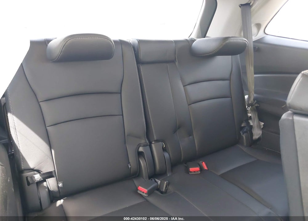 2017 HONDA PILOT VIN: 5FNYF5H94HB009511
