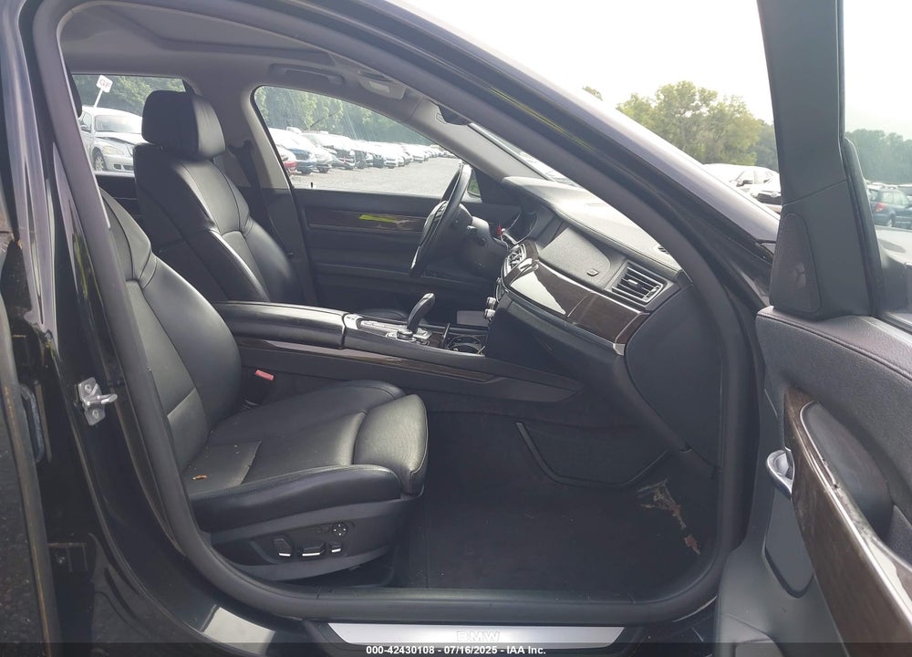 2009 BMW 7 SERIES VIN: WBAKB835X9CY62238