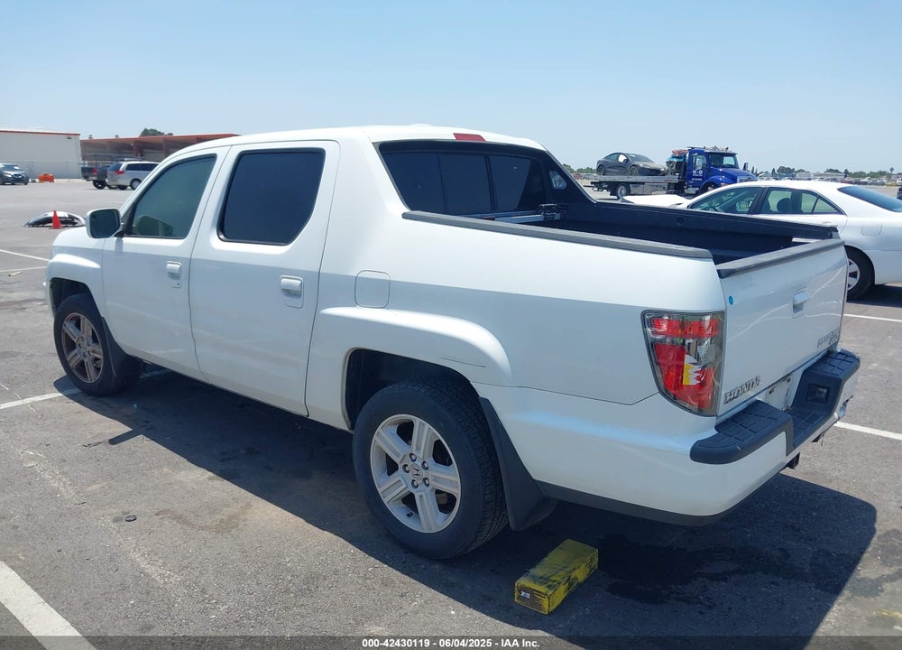 2013 HONDA RIDGELINE VIN: 5FPYK1F50DB013612