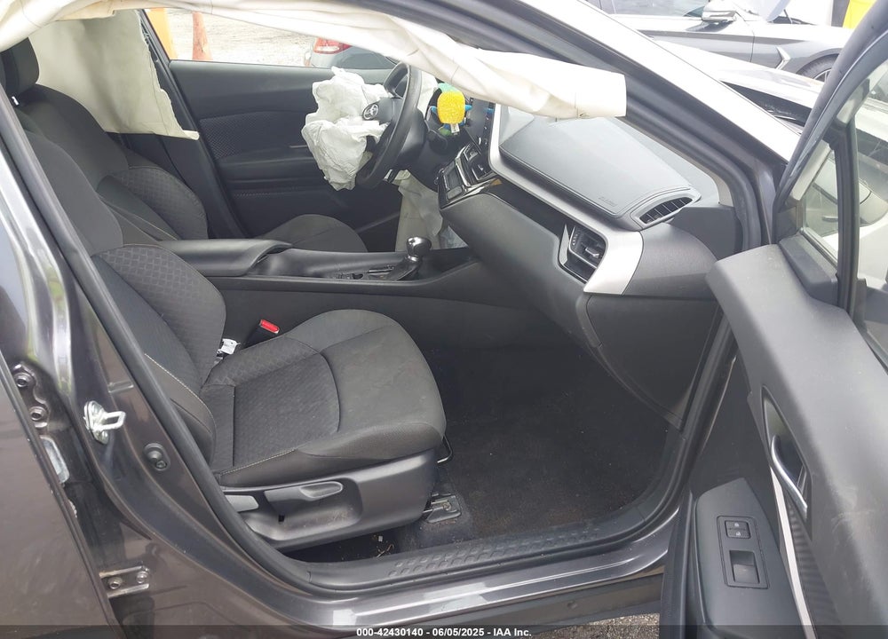 2021 TOYOTA C-HR LE VIN: JTNKHMBXXM1098016