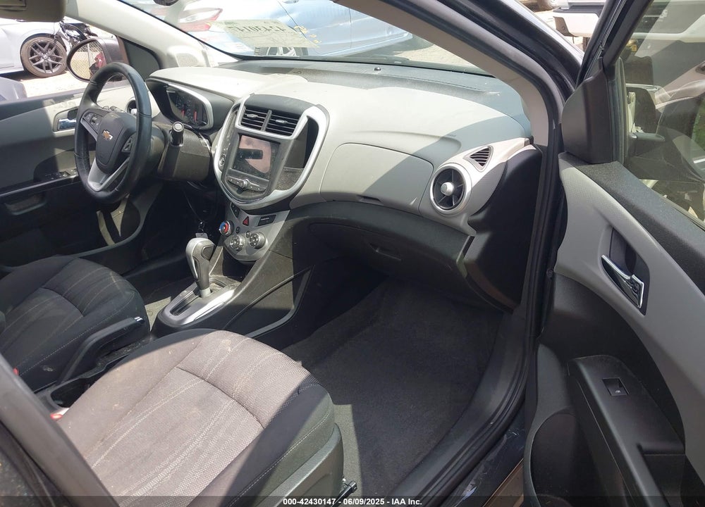 2018 CHEVROLET SONIC LT AUTO VIN: 1G1JD5SH4J4125577