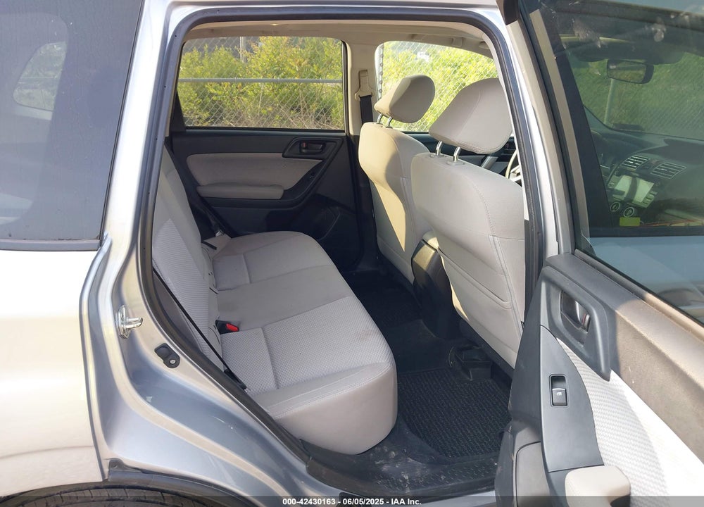 2017 SUBARU FORESTER 2.5I PREMIUM VIN: JF2SJAGC4HH520177
