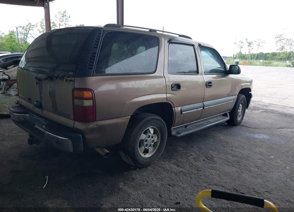 2003 CHEVROLET TAHOE VIN: 1GNEC13Z13R142376