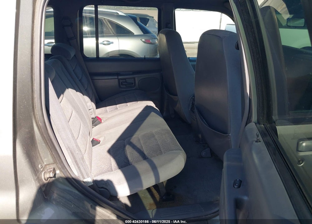 2001 FORD EXPLORER XLT VIN: 1FMZU73E71ZA54223