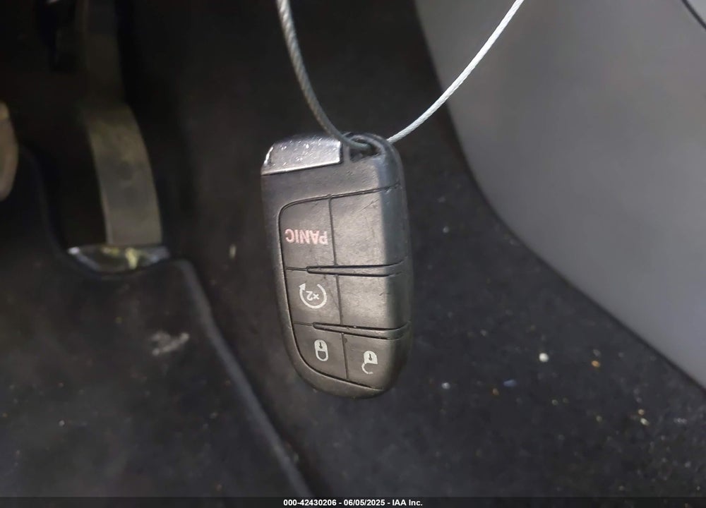 2014 DODGE DURANGO VIN: 1C4RDJDG0EC563404