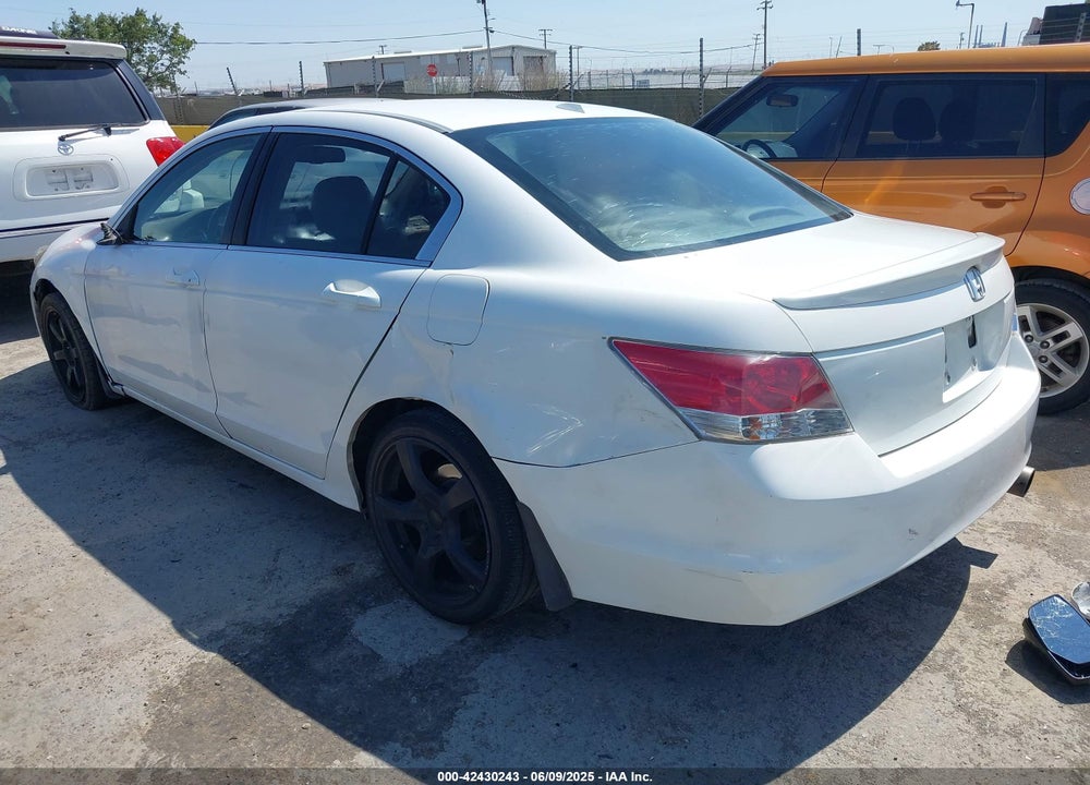 2008 HONDA ACCORD VIN: 1HGCP26858A065340