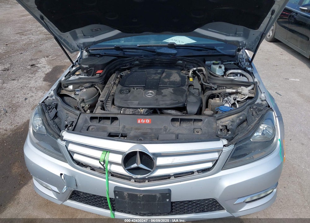 2013 MERCEDES-BENZ C 300 LUXURY 4MATIC/SPORT 4MATIC VIN: WDDGF8AB1DR292986