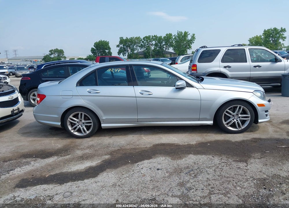 2013 MERCEDES-BENZ C 300 LUXURY 4MATIC/SPORT 4MATIC VIN: WDDGF8AB1DR292986