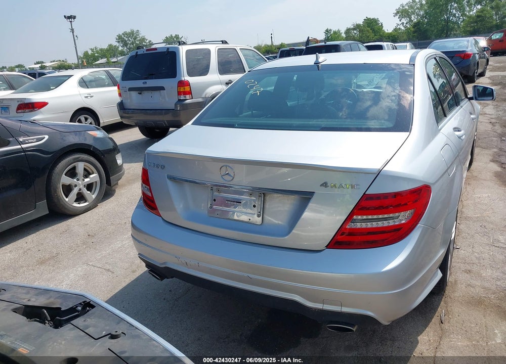 2013 MERCEDES-BENZ C 300 LUXURY 4MATIC/SPORT 4MATIC VIN: WDDGF8AB1DR292986