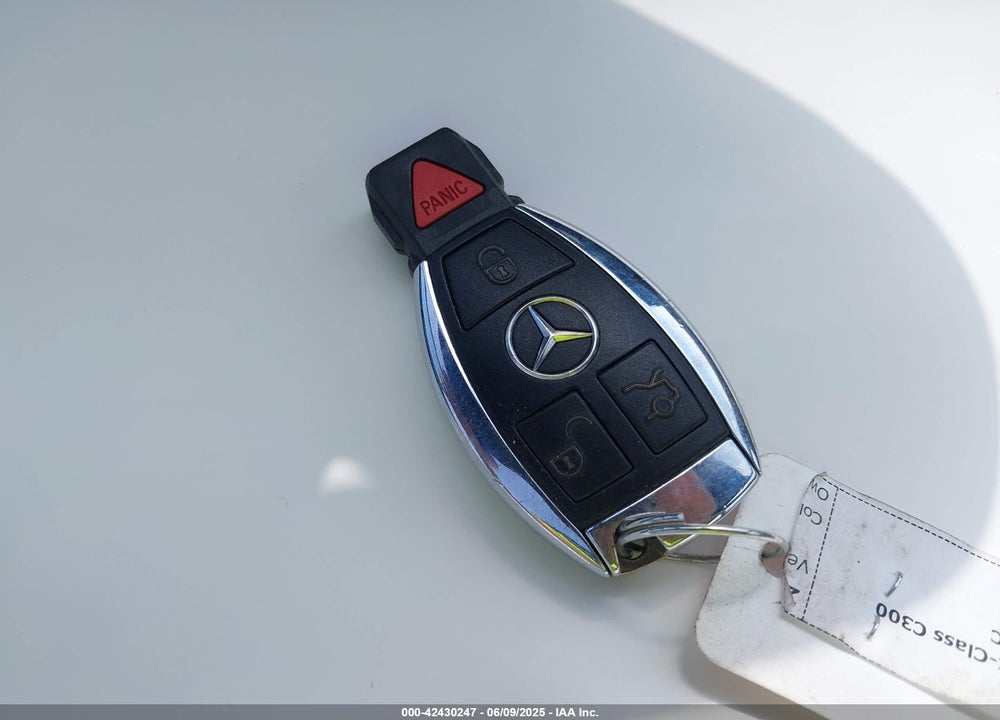 2013 MERCEDES-BENZ C 300 LUXURY 4MATIC/SPORT 4MATIC VIN: WDDGF8AB1DR292986