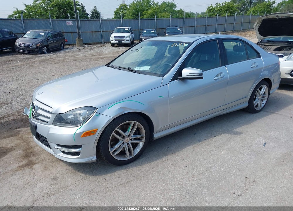 2013 MERCEDES-BENZ C 300 LUXURY 4MATIC/SPORT 4MATIC VIN: WDDGF8AB1DR292986