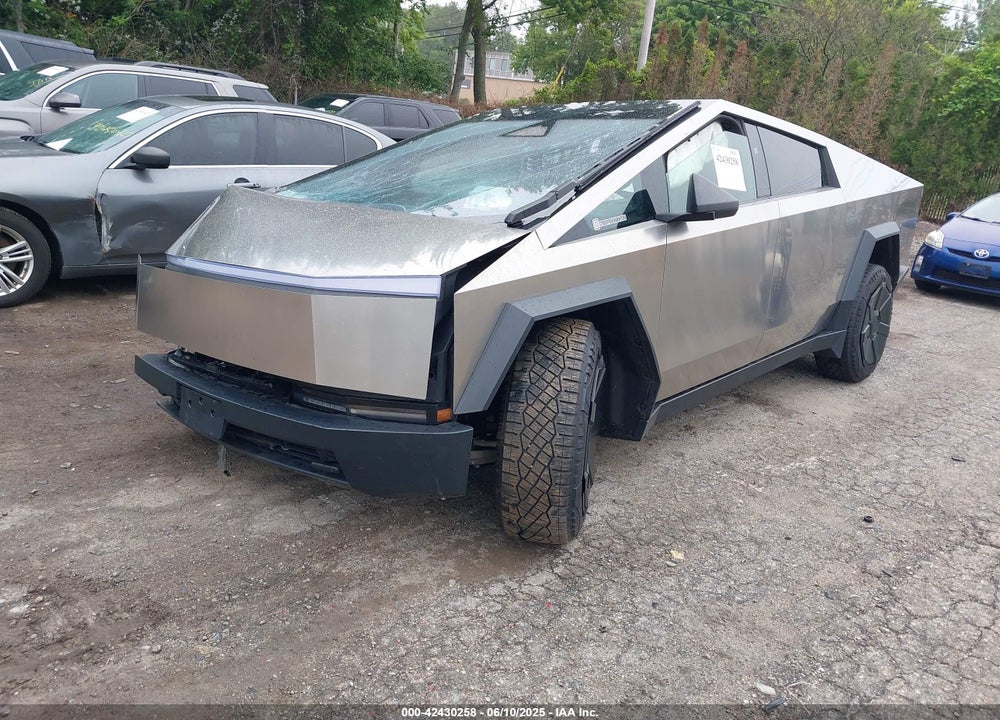 2024 TESLA CYBERTRUCK VIN: 7G2CEHED5RA015076