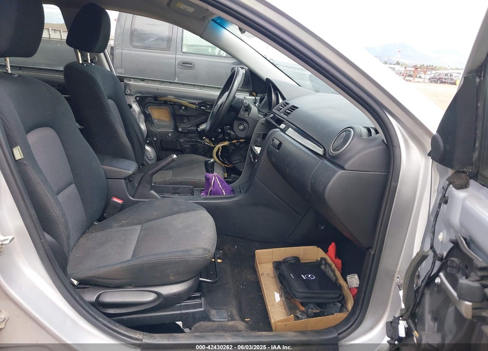 2008 MAZDA 3 I VIN: JM1BK32F381777896