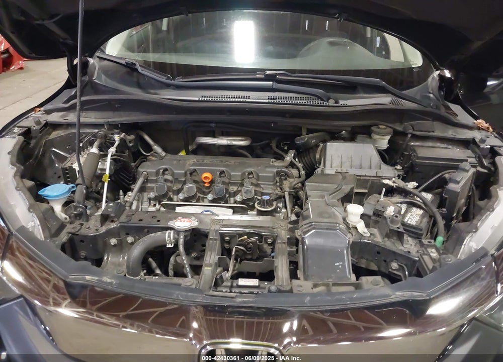 2019 HONDA HR-V VIN: 3CZRU6H33KM743243