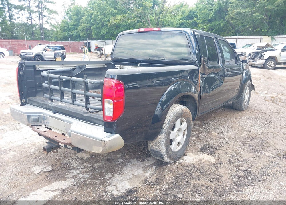 2005 NISSAN FRONTIER SE VIN: 1N6AD07U85C458390
