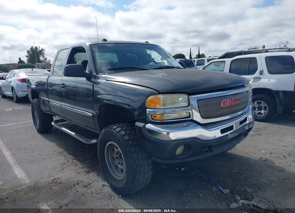 2005 GMC SIERRA 1500 SLE VIN: 2GTEC19T151262217