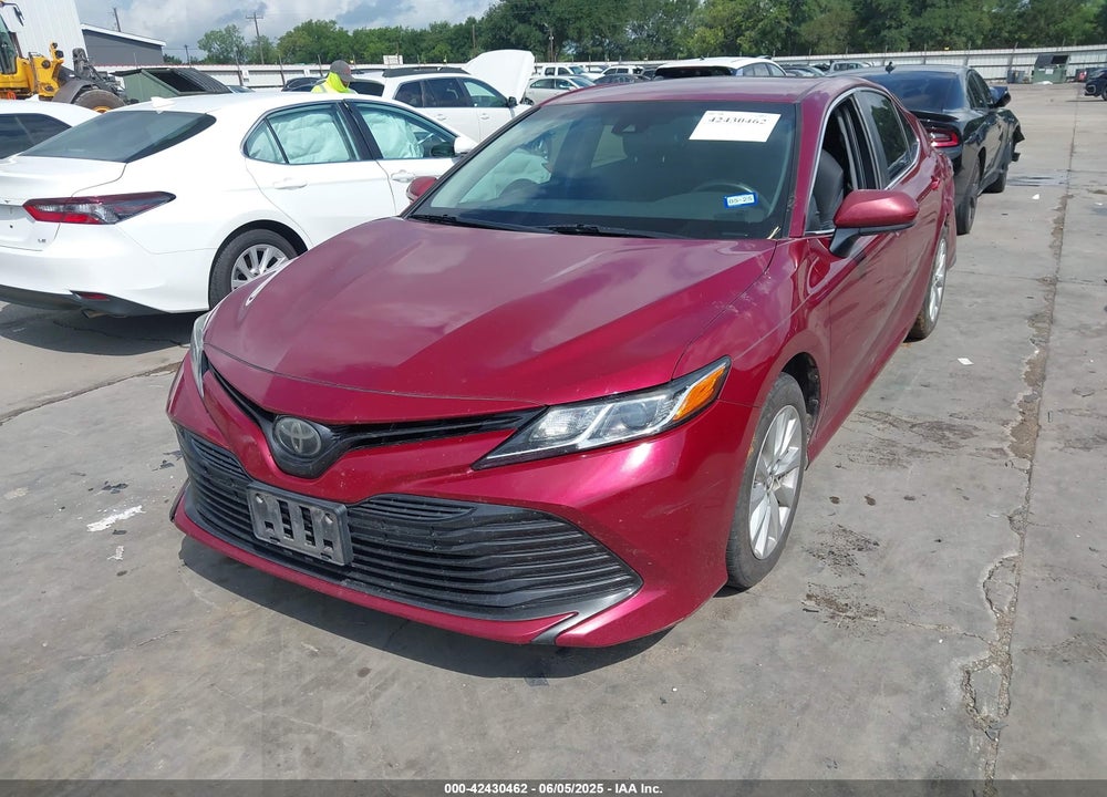 2018 TOYOTA CAMRY VIN: 4T1B11HK2JU584571