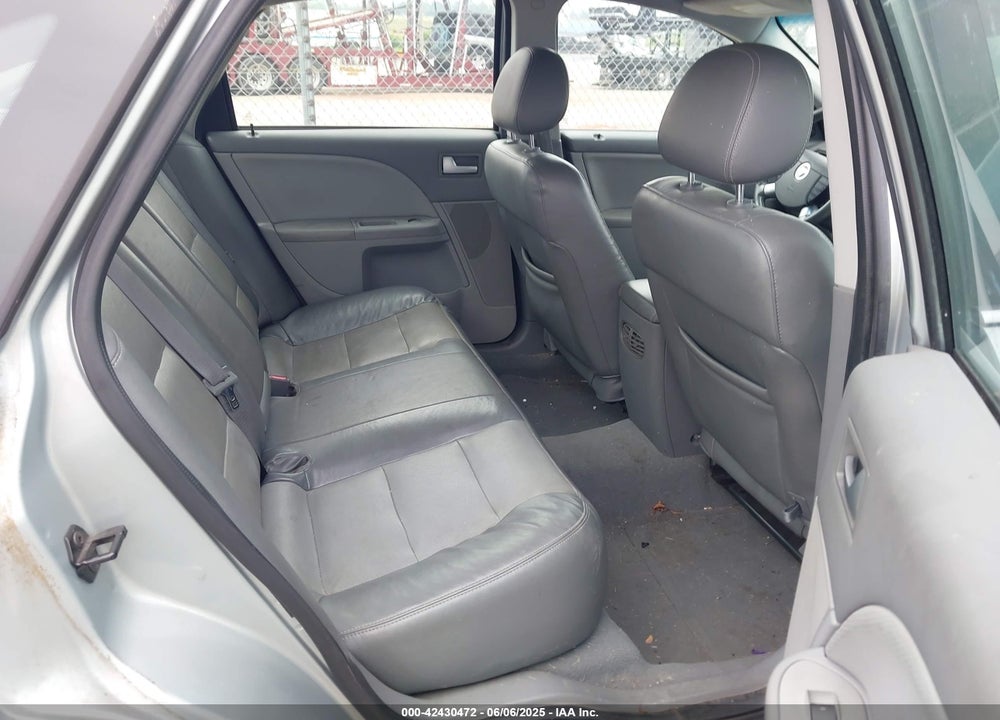 2006 MERCURY MONTEGO LUXURY VIN: 1MEHM41196G606448