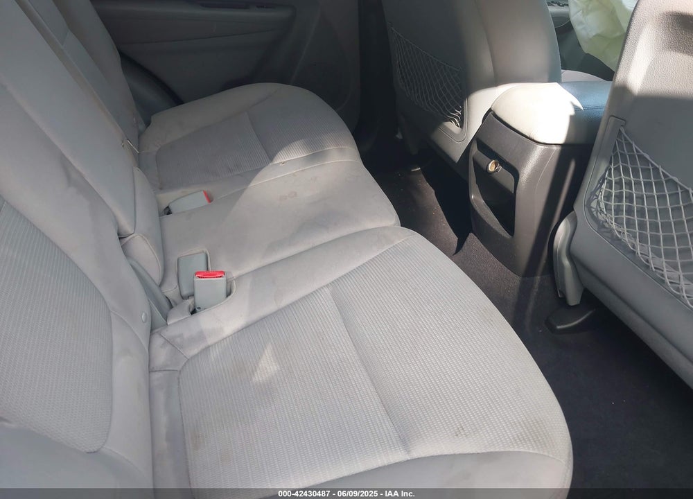 2014 KIA SORENTO VIN: 5XYKT3A66EG504770